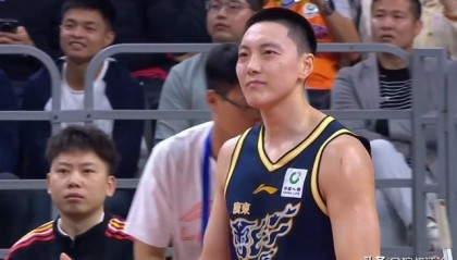 谁能最终上岸？胡明轩庞峥麟郭艾伦竞争CBA全明星南区首发白热化