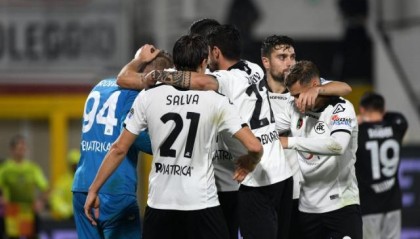 开云com-【观察】斯佩齐亚遭罚，扯出一条足球黑暗产业链