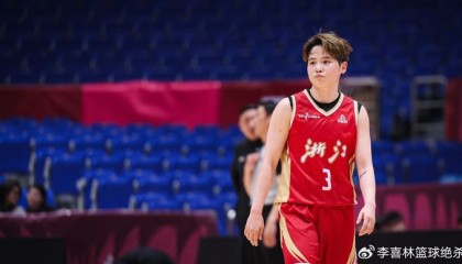 开云-轰34分+8记三分！中国女篮27岁三分王崛起：宫鲁鸣带她当奇兵？|董可尔|三分球|浙江女篮|排位赛|合肥女篮_新浪体育_新浪新闻